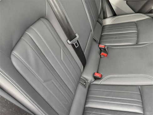 Used 2021 Audi e-tron Premium w/ Convenience Plus Package image 29