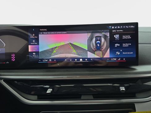 Used 2026 BMW X7 xDrive40i AWD/4WD image 24