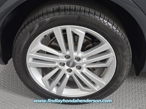 Used 2019 Audi Q5 2.0T Premium Plus w/ Premium Plus Package AWD/4WD image 11