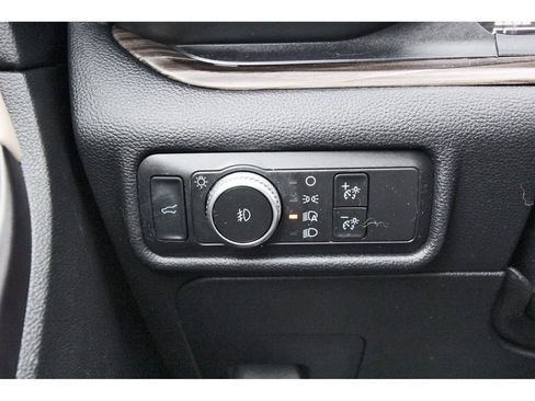 Used 2020 Ford Explorer Limited w/ Class III Trailer Tow Package image 23