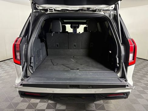 Used 2025 Ford Expedition Max Platinum w/ Stealth Performance Package AWD/4WD image 34