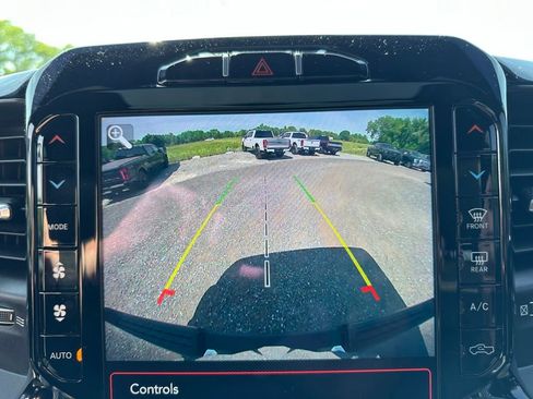 Used 2020 RAM 1500 Laramie w/ Sport Appearance Package AWD/4WD image 5