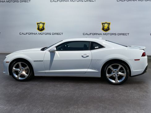 Used 2015 Chevrolet Camaro LT w/ RS Package RWD image 8