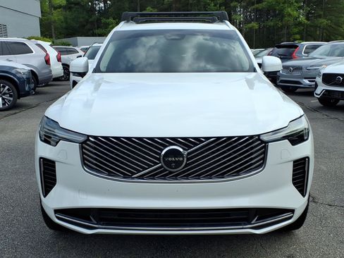 Used 2025 Volvo XC90 B5 Ultra AWD/4WD image 10