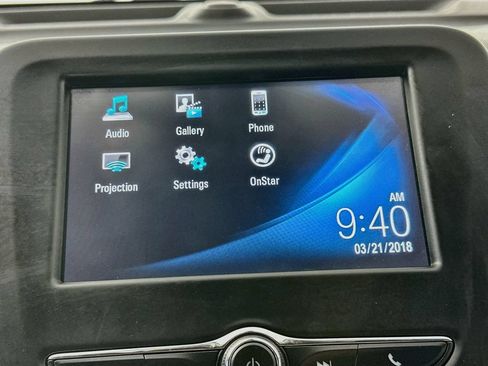 Used 2018 Chevrolet Equinox LT FWD image 19
