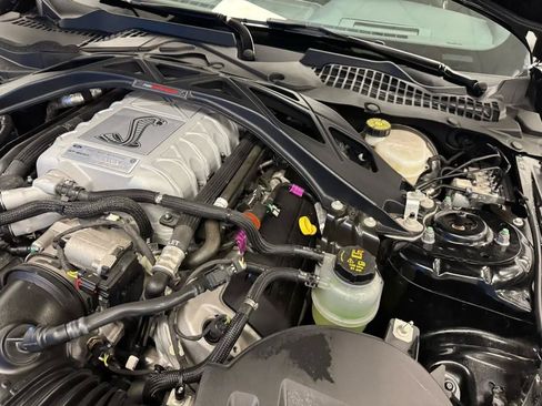 Used 2020 Ford Mustang Shelby GT500 w/ Technology Package RWD image 25