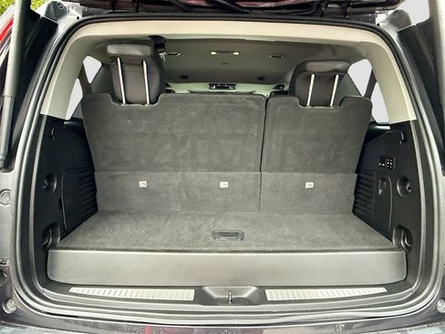 Used 2018 Cadillac Escalade Premium Luxury image 29