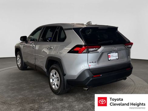 Used 2024 Toyota RAV4 LE AWD/4WD image 7