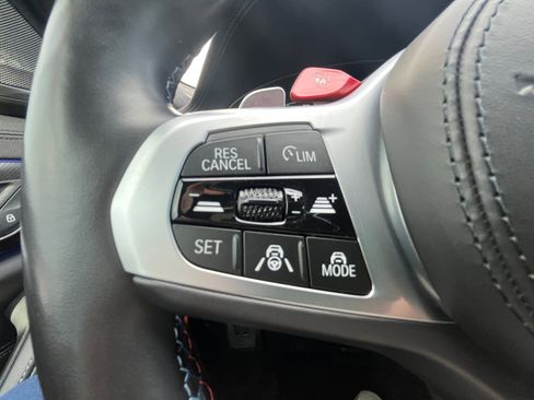 Used 2022 BMW M5 image 16