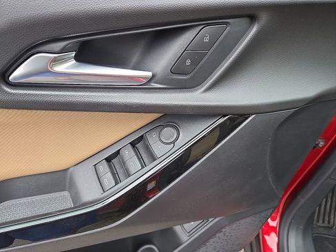 New 2026 Chevrolet Equinox ACTIV FWD image 9