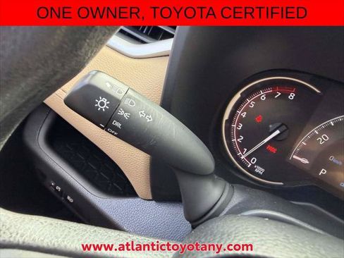 Certified 2023 Toyota RAV4 LE AWD/4WD image 33