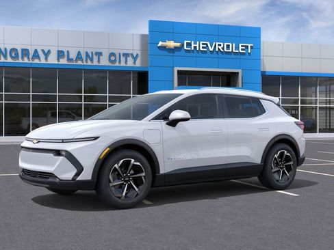 New 2026 Chevrolet Equinox EV LT FWD image 2