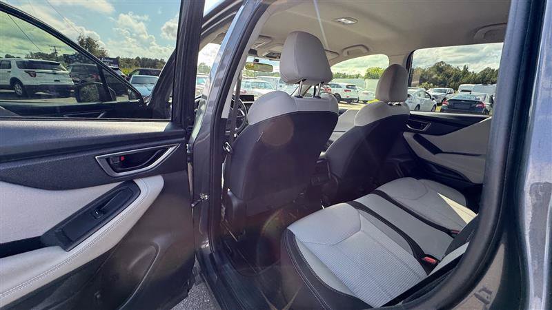 Used 2023 Subaru Forester AWD/4WD image 35