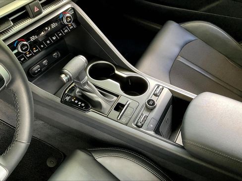 Used 2024 Kia K5 GT-Line w/ GT-Line Premium Package FWD image 18