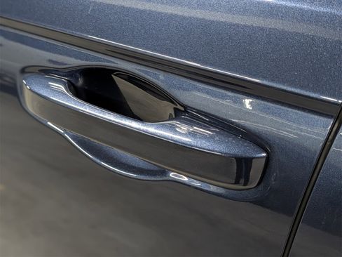 Certified 2025 Honda Accord SE image 10