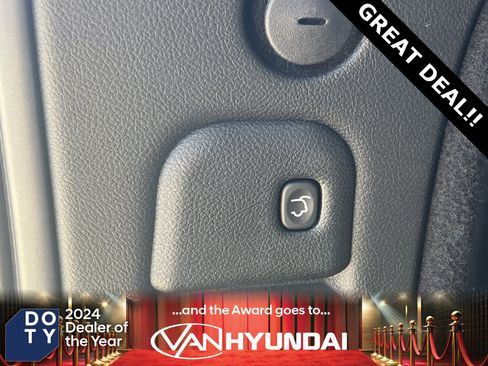 Used 2024 Dodge Durango GT image 17