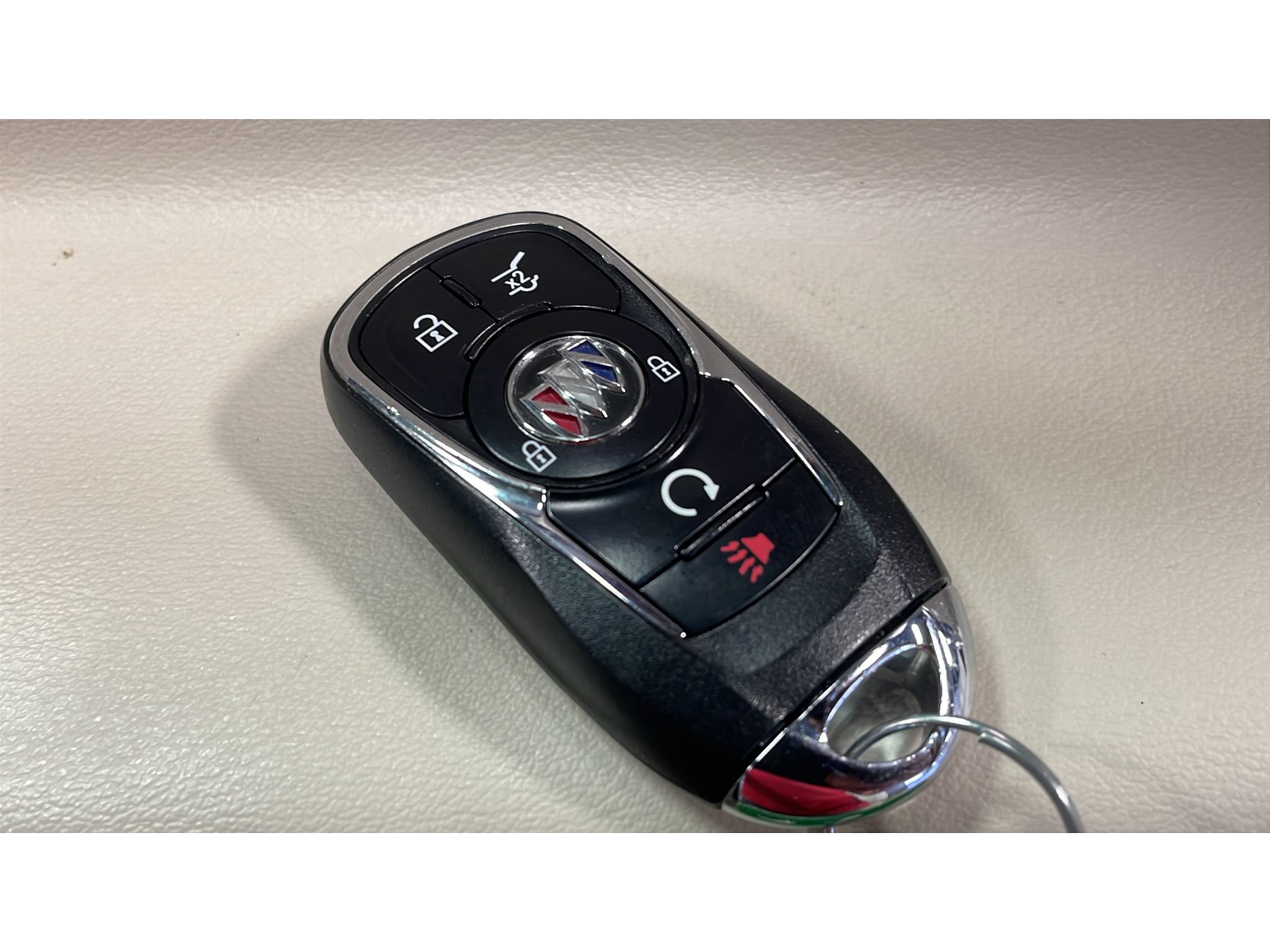 Used 2023 Buick Enclave Avenir w/ Avenir Technology Package AWD/4WD image 21