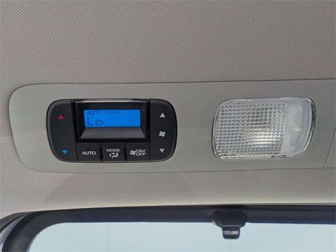 Used 2012 Honda Odyssey EX image 16