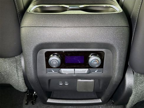 New 2026 GMC Acadia AT4 w/ Luxury Package image 14