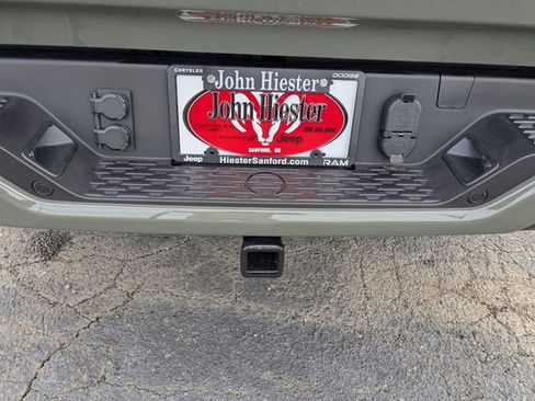 New 2026 RAM 1500 Laramie w/ Night Edition AWD/4WD image 33