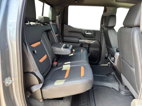 Used 2022 GMC Sierra 1500 AT4 w/ AT4 Preferred Package AWD/4WD image 32