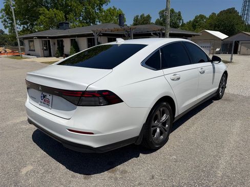 Used 2023 Honda Accord EX image 7
