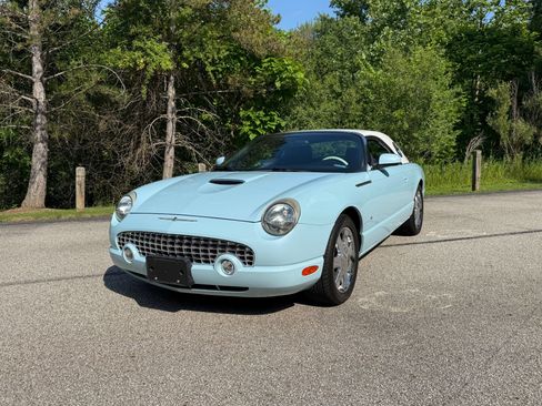 Used 2003 Ford Thunderbird RWD image 4