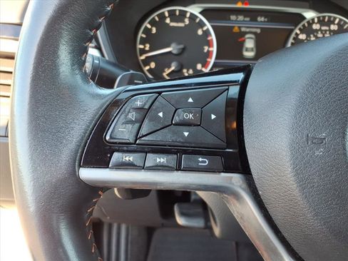 Used 2023 Nissan Altima 2.5 SR w/ SR Premium Package image 15