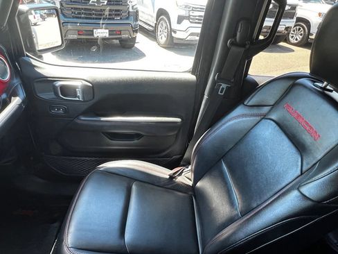 Used 2020 Jeep Gladiator Rubicon AWD/4WD image 23