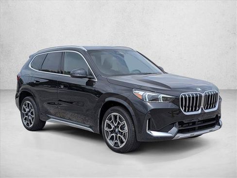 Used 2026 BMW X1 xDrive28i AWD/4WD image 6
