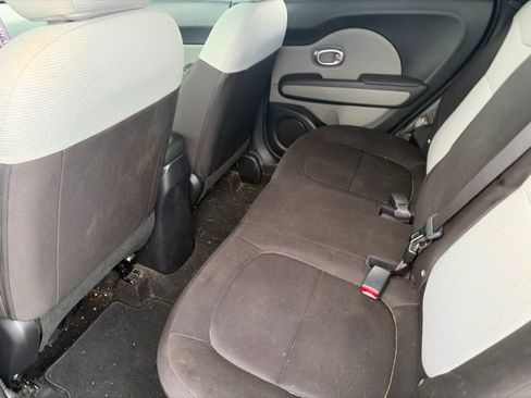 Used 2016 Kia Soul w/ Convenience Package FWD image 10