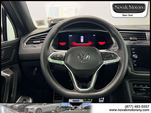 Used 2023 Volkswagen Tiguan SE R-Line image 16
