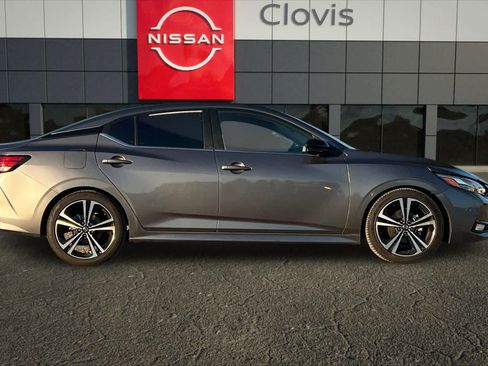 Used 2021 Nissan Sentra SR image 9