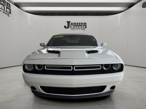 Used 2018 Dodge Challenger SXT RWD image 6