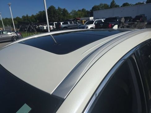 Used 2021 Nissan Murano Platinum w/ Cargo Package FWD image 2