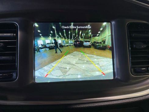 Used 2022 Dodge Charger R/T w/ Blacktop Package image 15