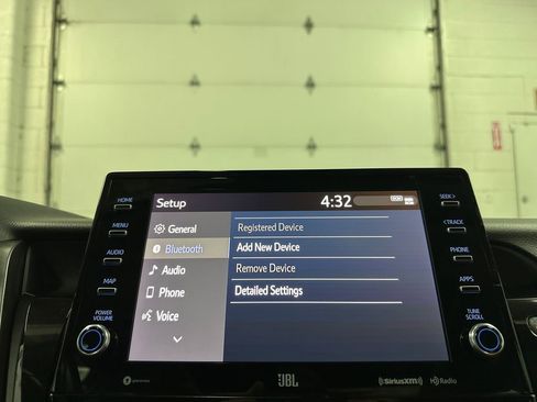 Used 2024 Toyota Camry XSE FWD image 30