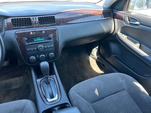 Used 2014 Chevrolet Impala Limited LS FWD image 26