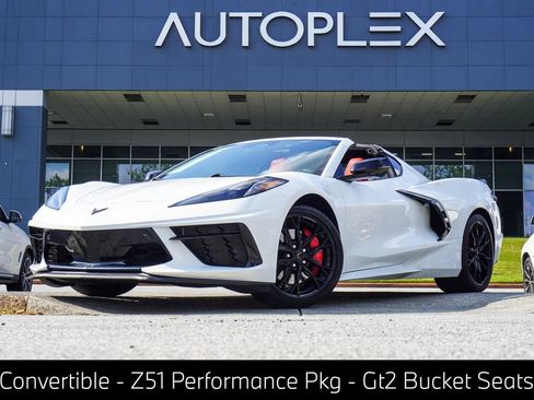 Used 2024 Chevrolet Corvette Stingray Preferred Cpe w/ Z51 Performance Package RWD image 1