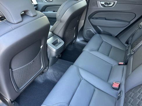 New 2026 Volvo XC60 B5 Core image 10