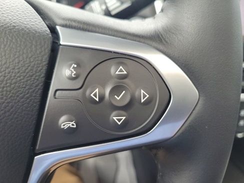 Used 2022 Chevrolet Traverse RS image 44