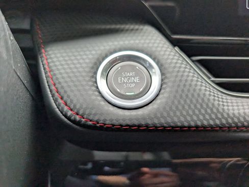 New 2026 Chevrolet Equinox RS w/ Safety and Technology Package FWD image 29