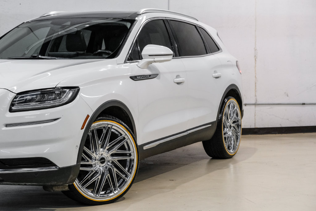 Used 2021 Lincoln Nautilus Reserve w/ Equipment Group 201A FWD image 7