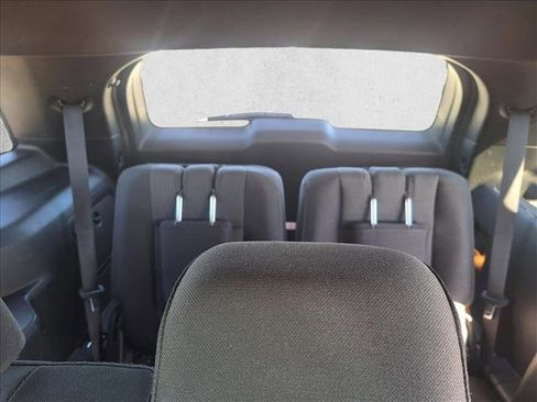 Used 2019 Ford Explorer XLT image 17