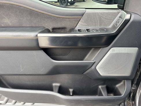 Used 2024 Ford F250 Platinum w/ Tremor Off-Road Package image 13