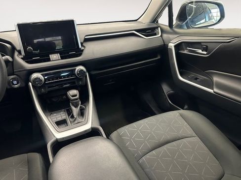 Used 2024 Toyota RAV4 XLE AWD/4WD image 11