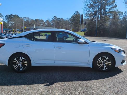 Used 2023 Nissan Sentra SV w/ Trunk Package image 4