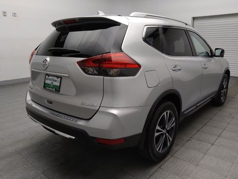Used 2017 Nissan Rogue SL w/ SL Premium Package AWD/4WD image 9