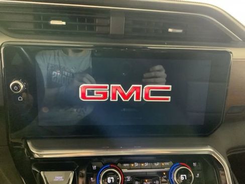 Used 2022 GMC Sierra 1500 Denali AWD/4WD image 21