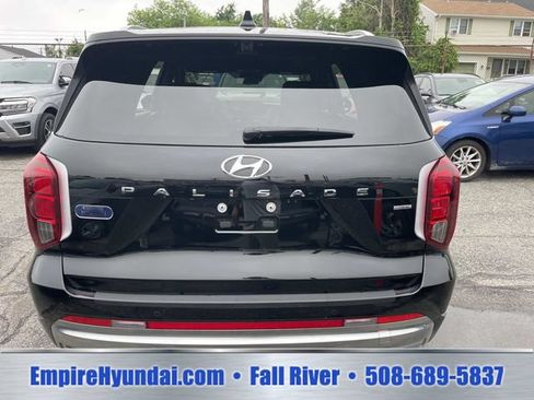 Used 2024 Hyundai Palisade Calligraphy AWD/4WD image 4